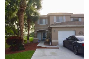 4856 Pinemore Ln, Lake Worth, FL 33463, Sold 11/28/18