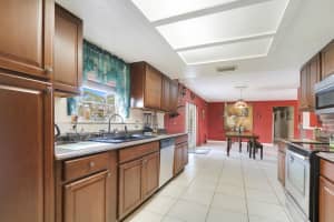 7203 Oakmont Dr, Lake Worth, FL 33467, Sold 11/30/18
