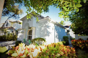 14 Grand Bay Cir, North Palm Beach, FL 33408, Sold 04/24/19