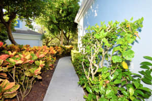 14 Grand Bay Cir, North Palm Beach, FL 33408, Sold 04/24/19