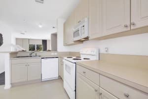 1747 NE 6th St, Boynton Beach, FL 33435, Sold 12/21/18