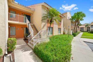 1380 The Pointe Dr, West Palm Beach, FL 33409, Sold 11/15/18