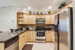 602 S Federal Hwy, Lake Worth, FL 33460, Sold 12/03/18