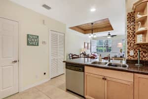 602 S Federal Hwy, Lake Worth, FL 33460, Sold 12/03/18