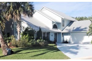 10521 SE Jupiter Narrows Dr, Hobe Sound, FL 33455, Sold 02/19/19