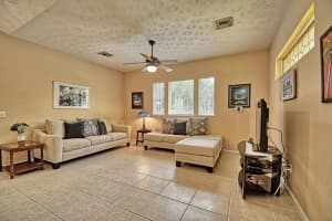 5419 Stately Oaks St, Fort Pierce, FL 34981, Sold 01/03/19