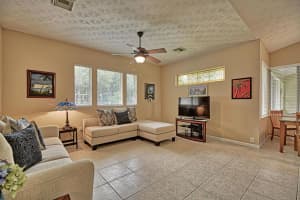 5419 Stately Oaks St, Fort Pierce, FL 34981, Sold 01/03/19