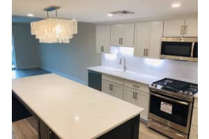 327 E Royal Palm Rd, Boca Raton, FL 33432, Sold 04/29/19