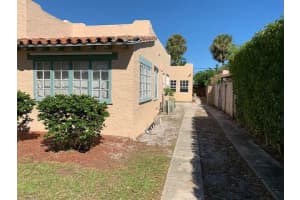 227 Lakeland Dr, West Palm Beach, FL 33405, Sold 04/17/19