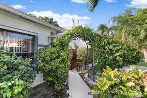 115 Tara Lakes Dr W, Boynton Beach, FL 33436, Sold 12/21/18