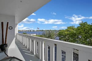 231 E Lantana Rd, Lantana, FL 33462, Sold 03/08/19