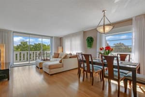 231 E Lantana Rd, Lantana, FL 33462, Sold 03/08/19