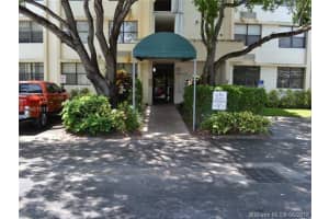 2401 Riverside Dr, Coral Springs, FL 33065, Sold 11/21/18