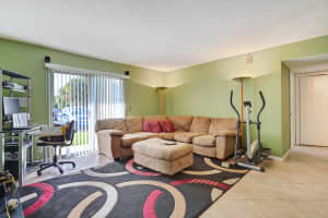 1500 N Congress Ave APT A25, West Palm Beach, FL 33401, Sold 05/06/19