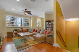 290 NE 5th Ave, Delray Beach, FL 33483, Sold 01/30/19