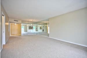 409 US-1, North Palm Beach, FL 33408, Sold 02/28/19