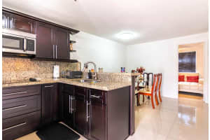 8031 NW 8th St, Miami, FL 33126, Sold 04/01/19