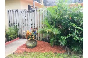 2487 Waterside Dr, Lake Worth, FL 33461, Sold 11/27/18