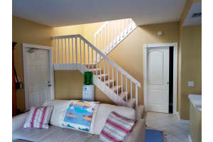 19 Oakland Ct, Jupiter, FL 33469, Sold 12/06/18