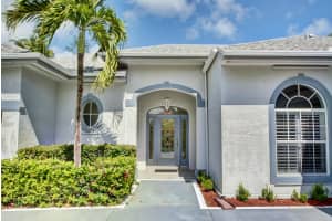 365 NE Vanda Terrado, Jensen Beach, FL 34957, Sold 12/27/18