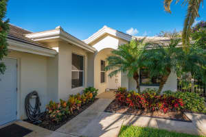 5189 SE Inkwood Way, Hobe Sound, FL 33455, Sold 07/05/19