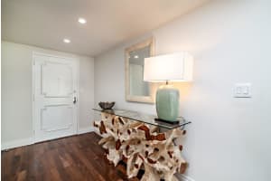 100 Worth Ave, Palm Beach, FL 33480, Sold 12/20/18