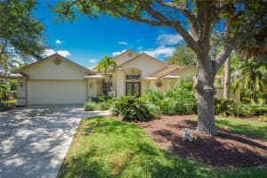833 SW Lighthouse Dr, Palm City, FL 34990, Sold 01/15/19