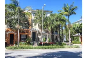 349 E Mallory Cir, Delray Beach, FL 33483, Sold 01/25/19