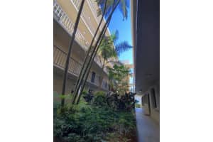 890 N Federal Hwy, Lantana, FL 33462, Sold 05/07/20