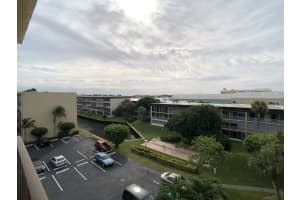 890 N Federal Hwy, Lantana, FL 33462, Sold 05/07/20