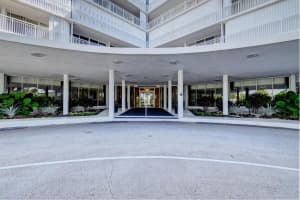 3546 S Ocean Blvd, South Palm Beach, FL 33480, Sold 12/20/18
