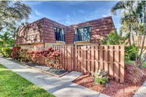 1560 Masters Cir, Delray Beach, FL 33445, Sold 12/14/18