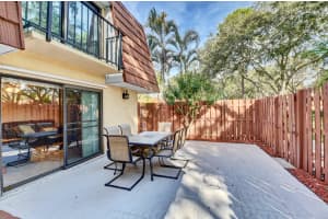 1560 Masters Cir, Delray Beach, FL 33445, Sold 12/14/18