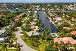 10 Harbour Dr S, Boynton Beach, FL 33435, Sold 06/14/19