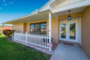 8554 SE Seagrape Way, Hobe Sound, FL 33455, Sold 03/04/19