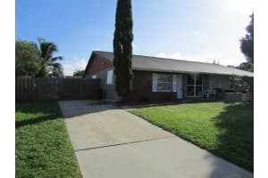 4525 SE Nimrod Ln, Stuart, FL 34997, Sold 01/30/19
