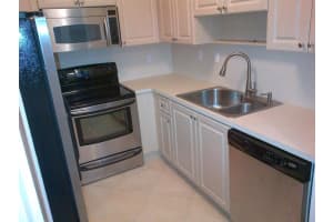 10668 SW 6th St, Pembroke Pines, FL 33025, Sold 01/25/19