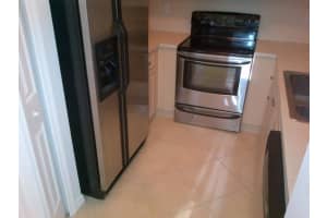 10668 SW 6th St, Pembroke Pines, FL 33025, Sold 01/25/19