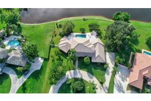 8379 Sawpine Rd, Delray Beach, FL 33446, Sold 08/30/19