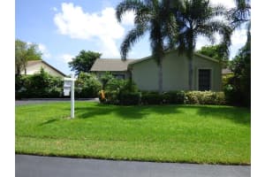 5294 Mirror Lakes Blvd, Boynton Beach, FL 33472, Sold 12/10/18