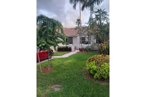 7440 S Aragon Blvd, Sunrise, FL 33313, Sold 01/28/19