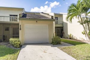 113 Fairway Ln, Royal Palm Beach, FL 33411, Sold 01/17/19