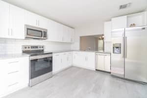 113 Fairway Ln, Royal Palm Beach, FL 33411, Sold 01/17/19