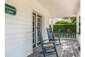 807 Carolina Cir SW, Vero Beach, FL 32962, Sold 04/30/19