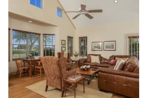 807 Carolina Cir SW, Vero Beach, FL 32962, Sold 04/30/19