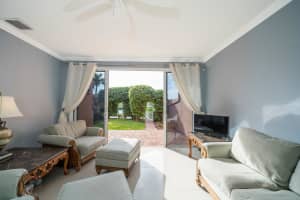 1000 US-1, Jupiter, FL 33477, Sold 04/26/19