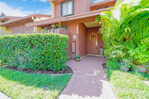 418 SE 11th Terrace, Dania Beach, FL 33004, Sold 01/04/19