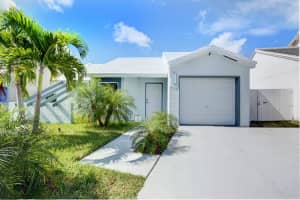 6120 Strawberry Lakes Cir, Lake Worth, FL 33463, Sold 04/30/19