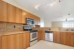 350 NE 3rd St, Delray Beach, FL 33444, Sold 02/26/19