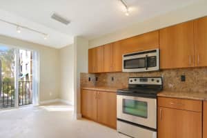 350 NE 3rd St, Delray Beach, FL 33444, Sold 02/26/19